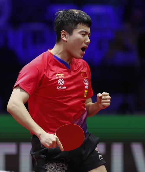 表现出色 表现出色