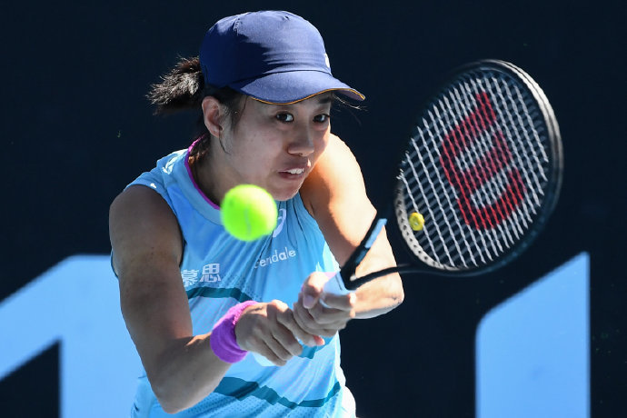 球为球队奠 球为球队奠