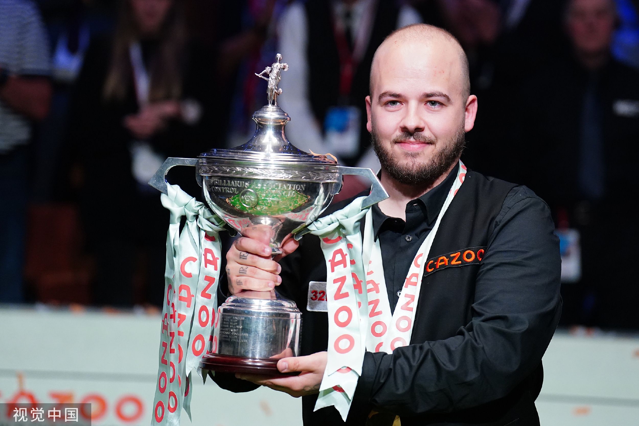 詹姆斯和库 詹姆斯和库