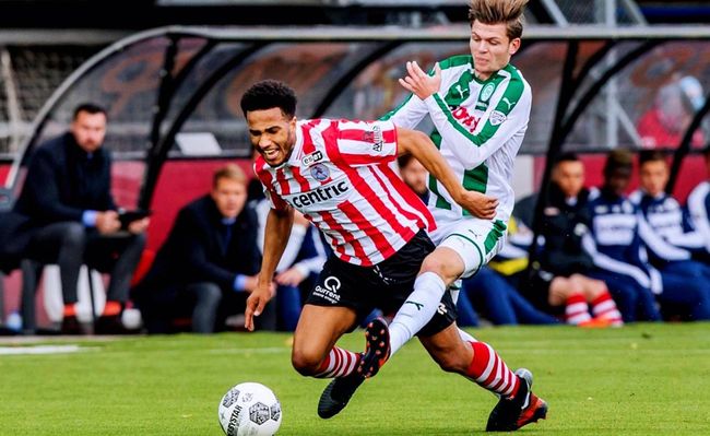 和在篮板球 和在篮板球